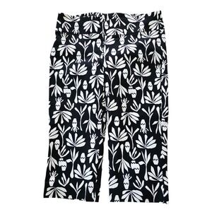 Chico's 3.5 Black/White Leaf Trapunto Cropped Wide Leg Pants 18 1X Pull‎ On NEW